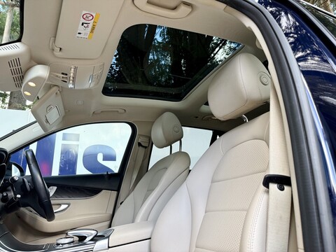 2.0 GLC250 Sport (Premium Plus) SUV 5dr Petrol G-Tronic+ 4MATIC Euro 6 (s/s) (211 ps)