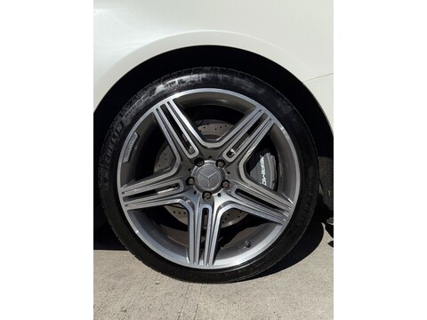 5.5 SL63 V8 AMG Convertible 2dr Petrol SpdS MCT Euro 5 (s/s) (537 ps)
