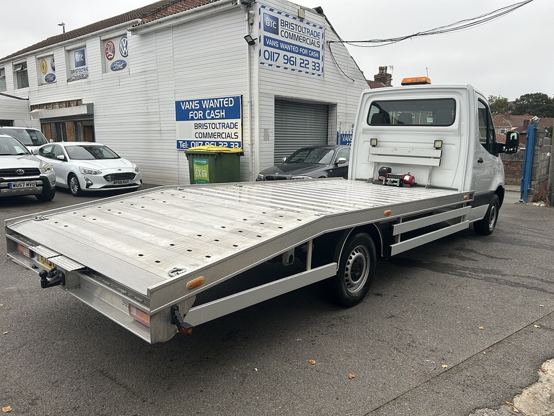 Mercedes-Benz 2.1 314 CDI Chassis Cab 2dr Diesel Manual RWD L2 Euro 6 (143 ps)