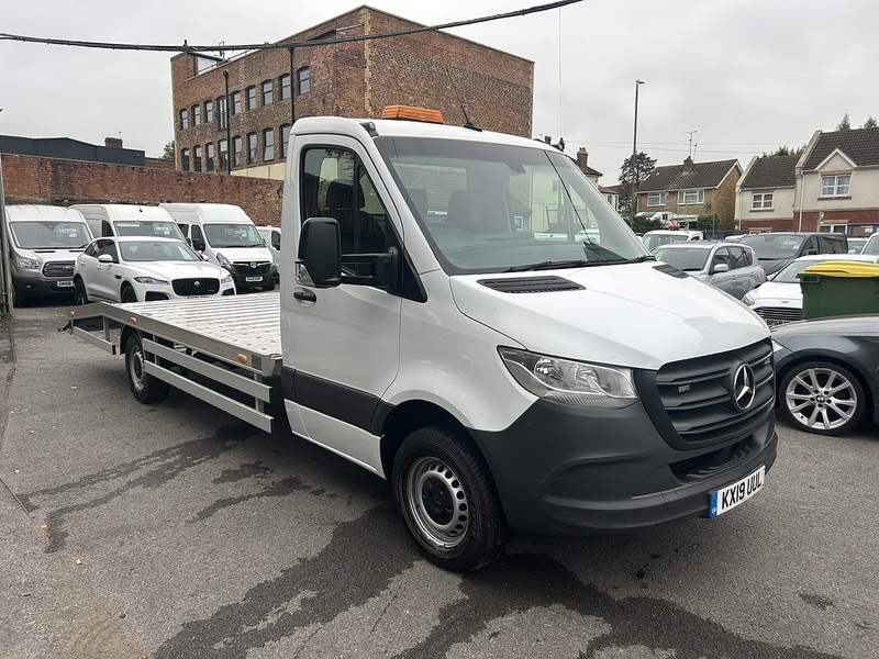 Mercedes-Benz 2.1 314 CDI Chassis Cab 2dr Diesel Manual RWD L2 Euro 6 (143 ps)