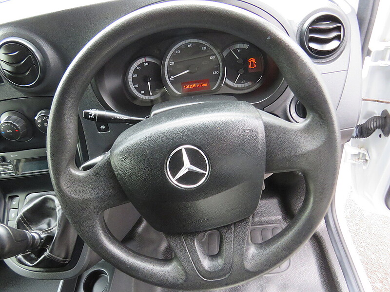Mercedes-Benz 1.5 111 CDI Panel Van 5dr Diesel Manual L2 Euro 5 (110 ps)