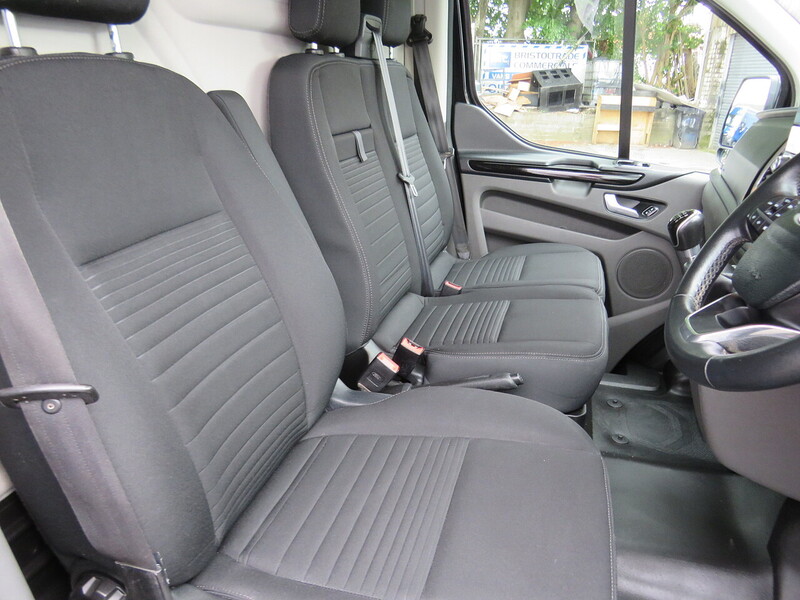 Ford Transit Custom 300 Limited L2h1 P/V Ecoblue - U5628