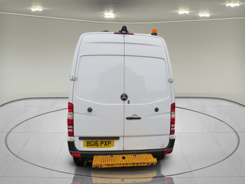 Mercedes-Benz Sprinter 313 CDi - U5652