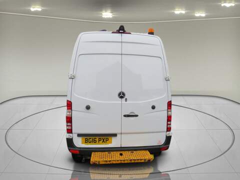 Mercedes-Benz Sprinter 313 CDi - U5652