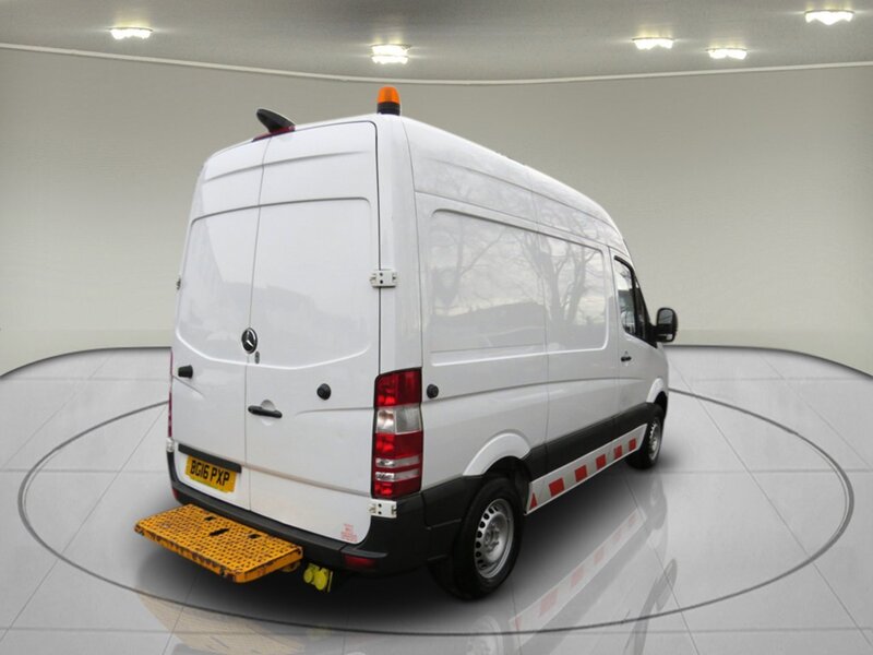 Mercedes-Benz Sprinter 313 CDi - U5652