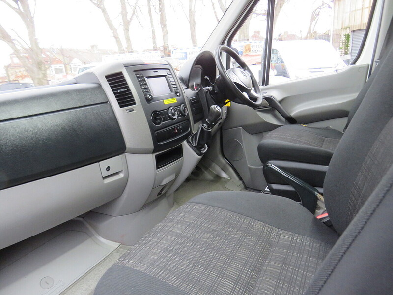 Mercedes-Benz Sprinter 313 CDi - U5652