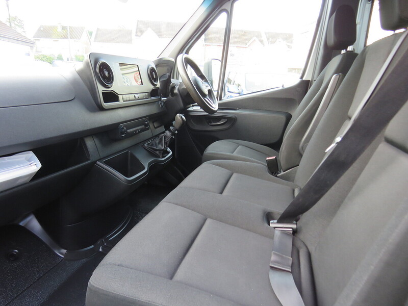 Mercedes-Benz Sprinter 314 CDI Crew Cab Tipper - U5661