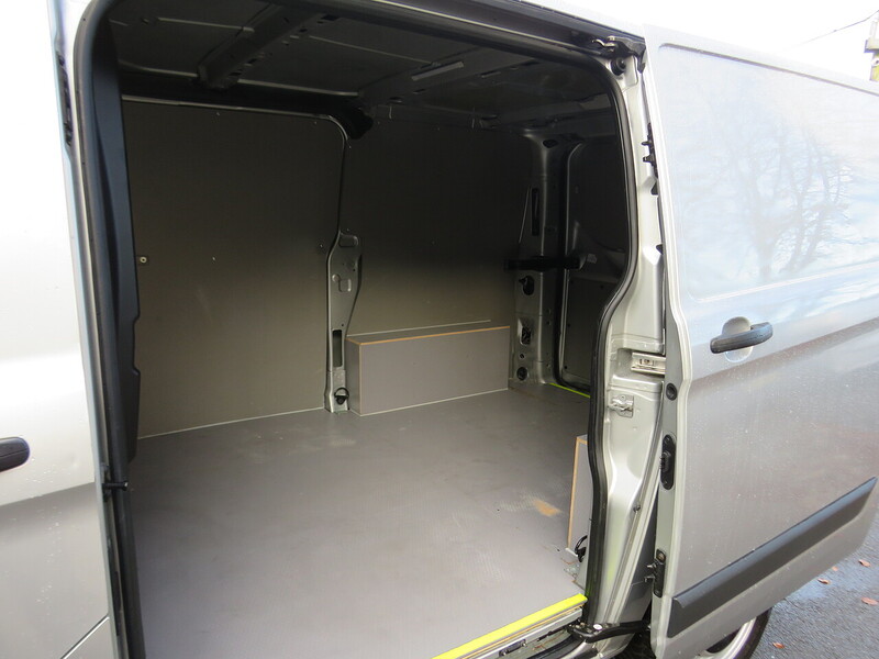 Ford 2.0 TDCi 290 Panel Van 5dr Diesel Manual L1 H1 (157 g/km, 104 bhp)