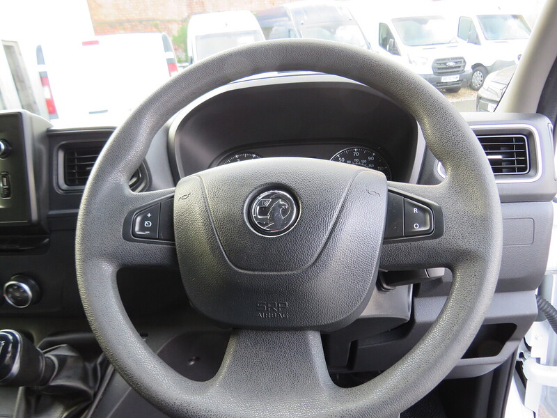 Vauxhall Movano CDTi 3500 BiTurbo Edition - U5740