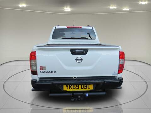 Nissan Navara dCi N-Guard - U5782