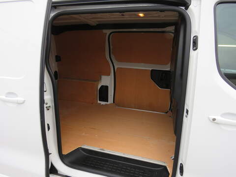 Vauxhall Vivaro Turbo D 3100 Elite - U5817