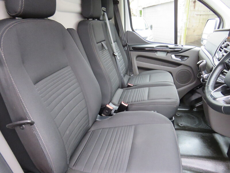 Ford 2.0 300 EcoBlue Limited Panel Van 5dr Diesel Manual L2 H1 Euro 6 (s/s) (130 ps)