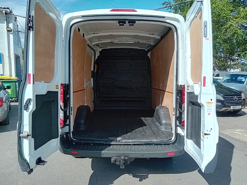 Ford 290 EcoBlue L2 H2 Panel Van 2.0 Manual Diesel