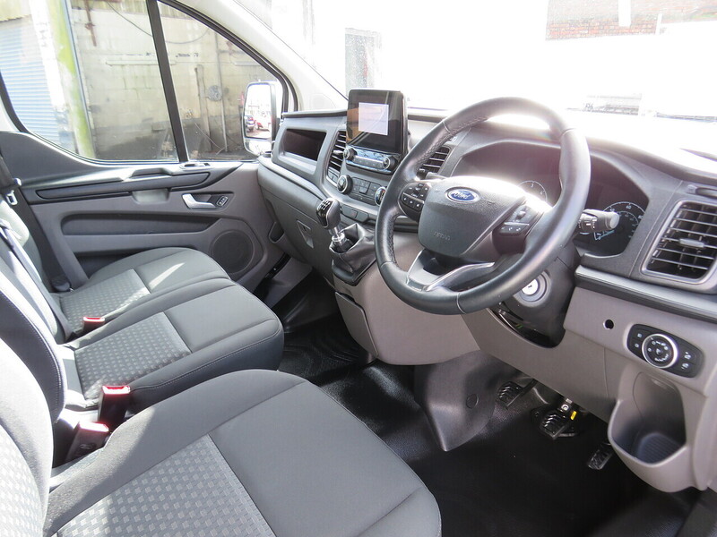 Ford Transit Custom 300 EcoBlue Trend - U5827