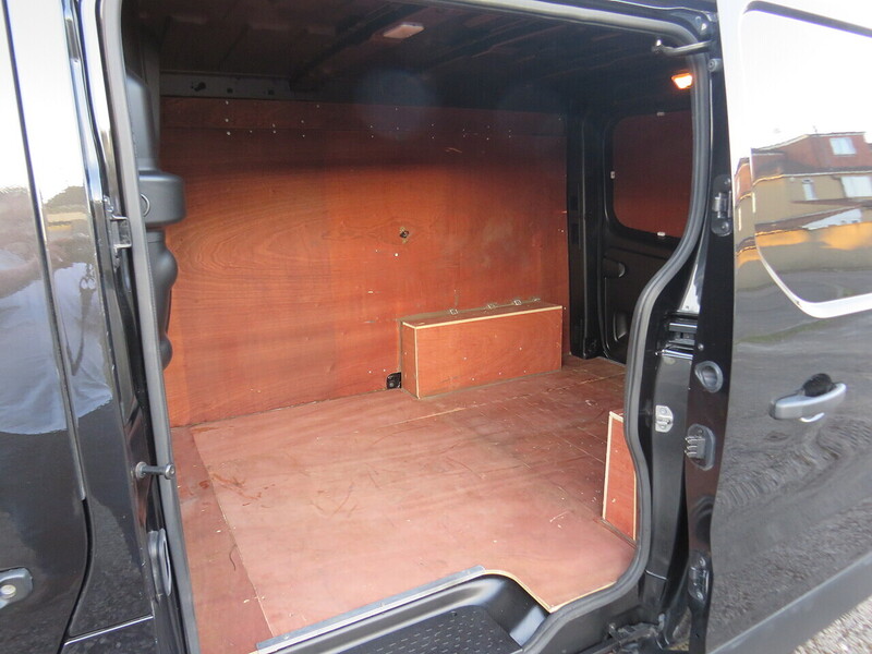 Renault Trafic dCi ENERGY 28 Business - U5830