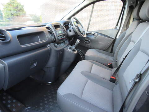 Renault Trafic dCi ENERGY 28 Business - U5830