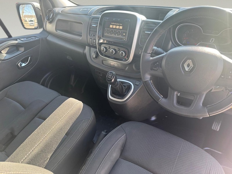 Renault 2.0 dCi ENERGY 30 Sport Panel Van 5dr Diesel Manual LWB Standard Roof Euro 6 (s/s) (120 ps)