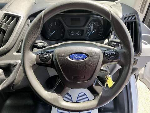 Ford Transit 350 EcoBlue - U5864