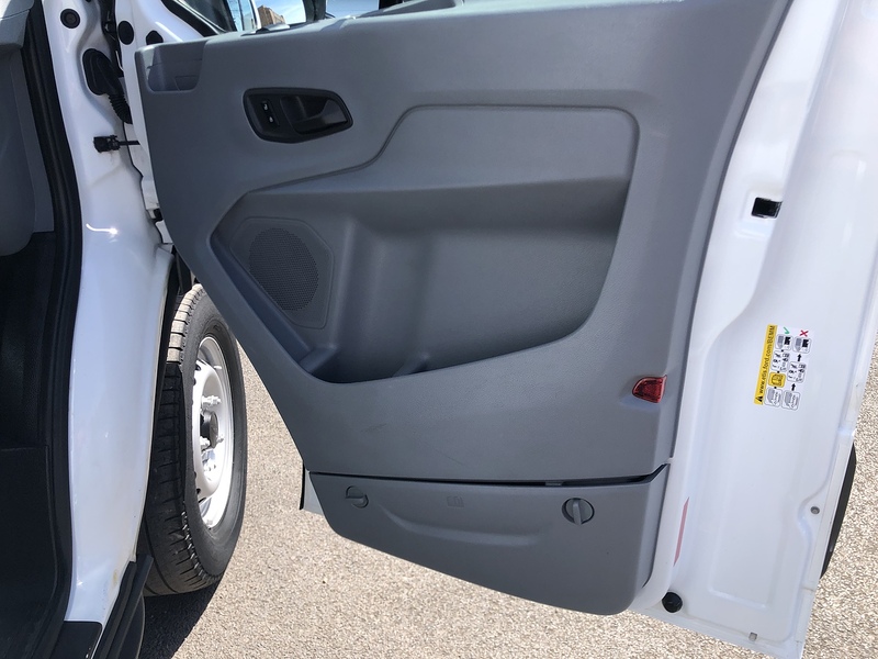Ford Transit 350 EcoBlue - U5864