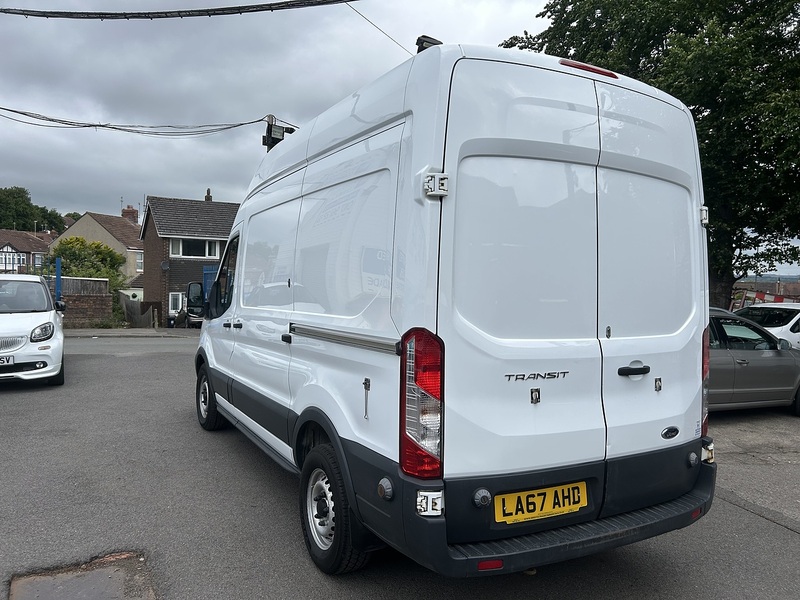 Ford 2.0 350 EcoBlue Panel Van 5dr Diesel Manual FWD L2 H3 Euro 6 (130 ps)