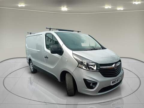 Vauxhall Vivaro CDTi 2700 BiTurbo ecoTEC Sportive - U5874