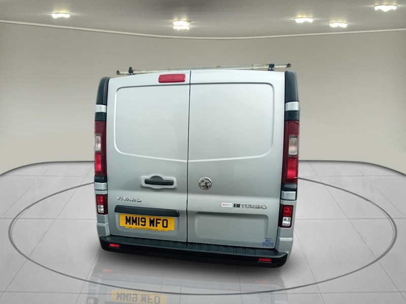 Vauxhall Vivaro CDTi 2700 BiTurbo ecoTEC Sportive - U5874