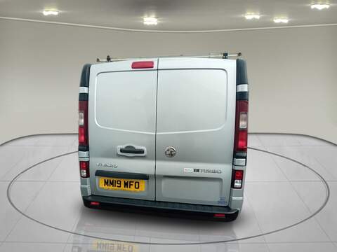 Vauxhall Vivaro CDTi 2700 BiTurbo ecoTEC Sportive - U5874