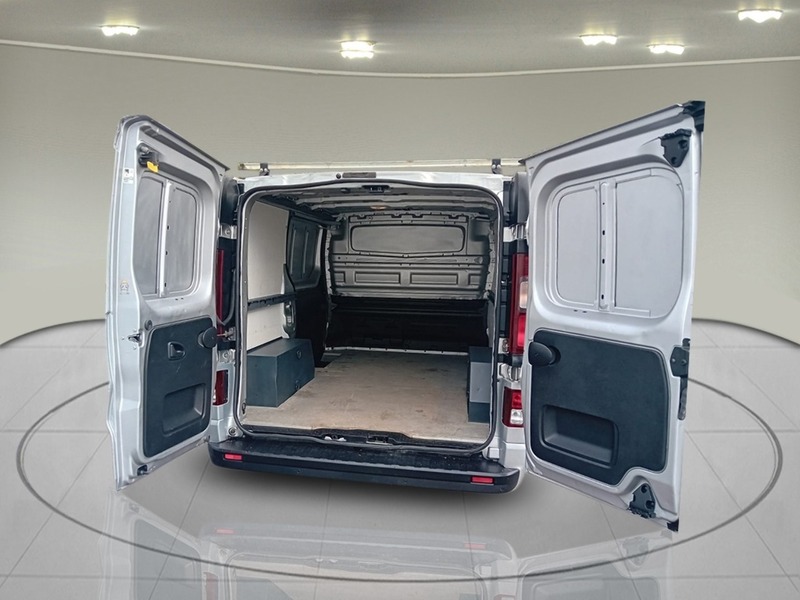 Vauxhall Vivaro CDTi 2700 BiTurbo ecoTEC Sportive - U5874