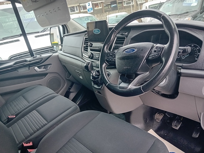 Vauxhall Vivaro CDTi 2700 BiTurbo ecoTEC Sportive - U5874