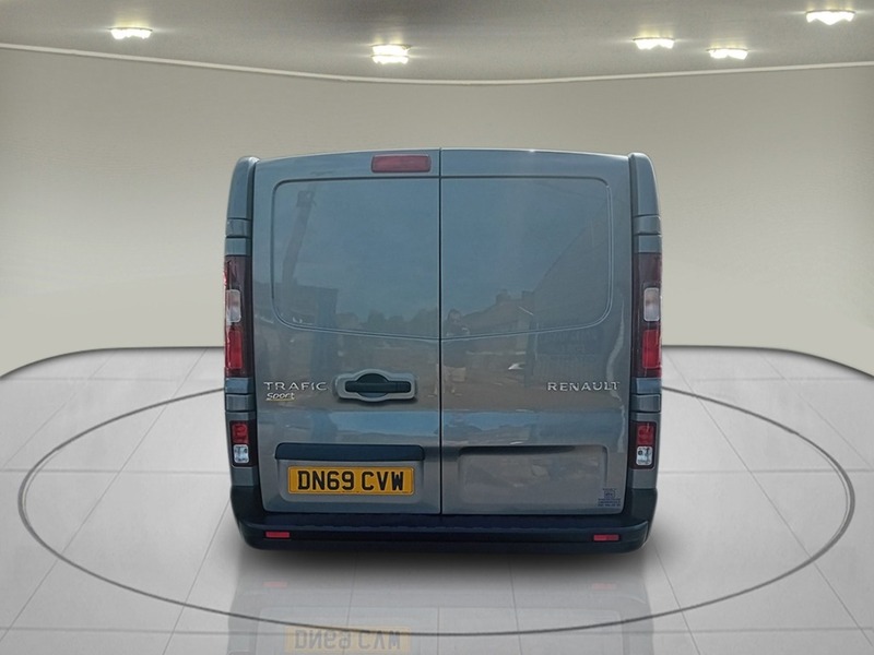 Renault Trafic dCi ENERGY 28 Sport - U5875