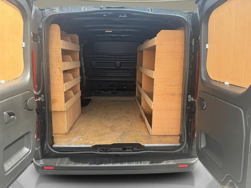 Renault 2.0 dCi ENERGY 28 Sport Panel Van 5dr Diesel EDC SWB Standard Roof Euro 6 (s/s) (145 ps)