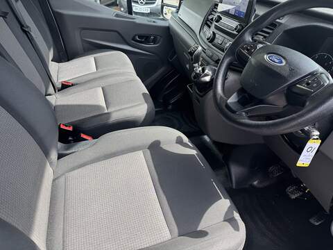 Ford Transit 310 EcoBlue Leader - U5888