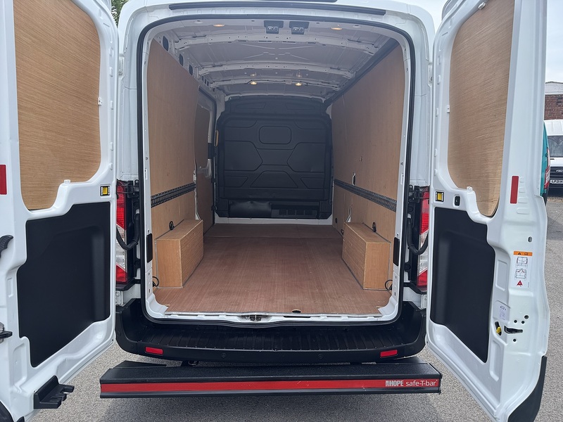 Ford Transit 310 EcoBlue Leader - U5888