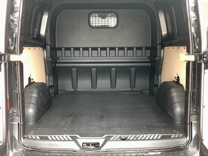 Ford Transit Custom 320 EcoBlue Limited - U5899