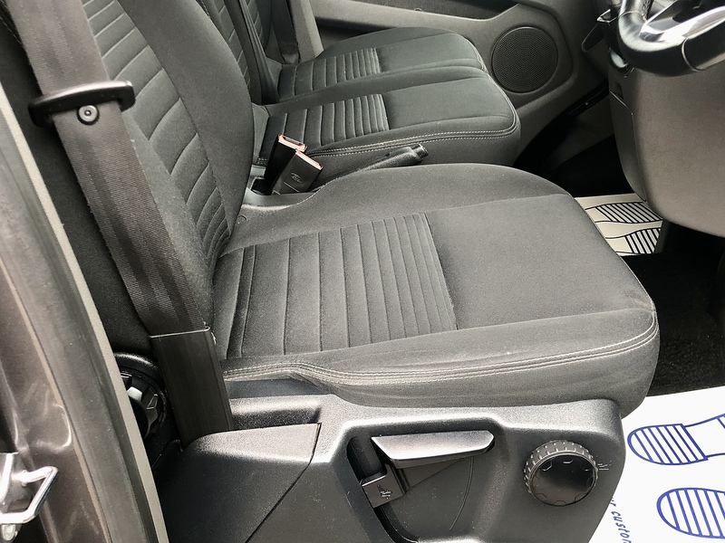 Ford Transit Custom 320 EcoBlue Limited - U5899