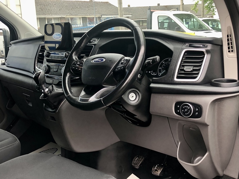 Ford Transit Custom 320 EcoBlue Limited - U5899