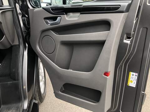 Ford Transit Custom 320 EcoBlue Limited - U5899