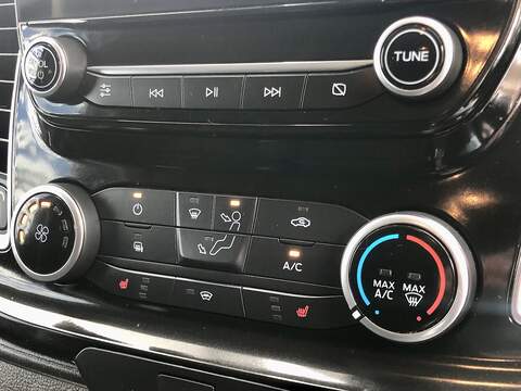 Ford Transit Custom 320 EcoBlue Limited - U5899