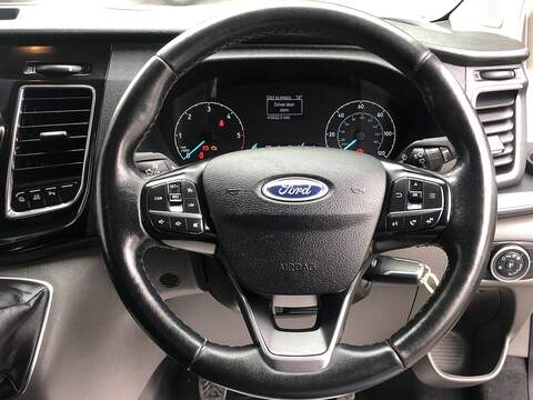 Ford Transit Custom 320 EcoBlue Limited - U5899
