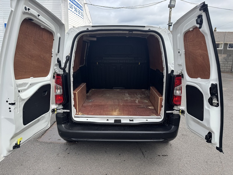 Citroen Berlingo 1.2 1000 PureTech Enterprise M Panel Van 5dr Petrol Manual SWB Euro 6 (s/s) (110 ps) - U5903