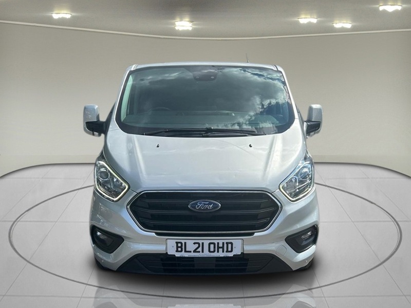 Ford 2.0 320 EcoBlue Limited Crew Van Double Cab 5dr Diesel Auto L1 H1 Euro 6 (s/s) (6 Seat) (130 ps)