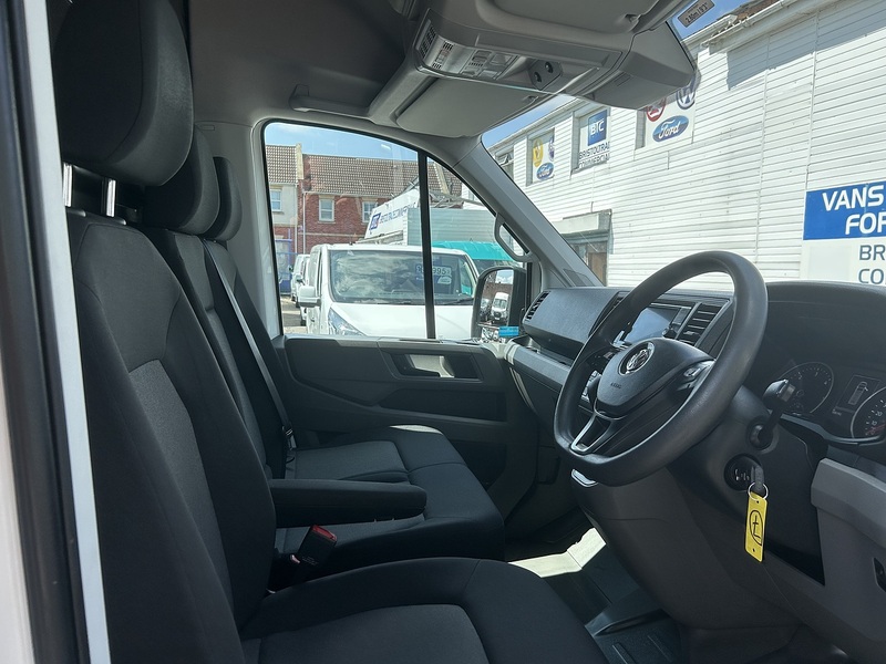 Volkswagen 2.0 TDI CR35 Trendline Panel Van 5dr Diesel Automatic FWD MWB Euro 6 (s/s) (140 ps)