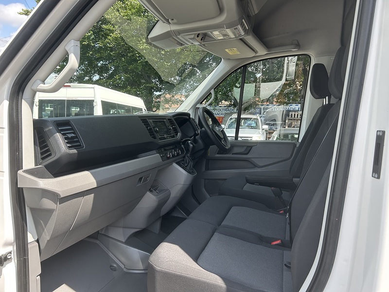 Volkswagen 2.0 TDI CR35 Trendline Panel Van 5dr Diesel Automatic FWD MWB Euro 6 (s/s) (140 ps)