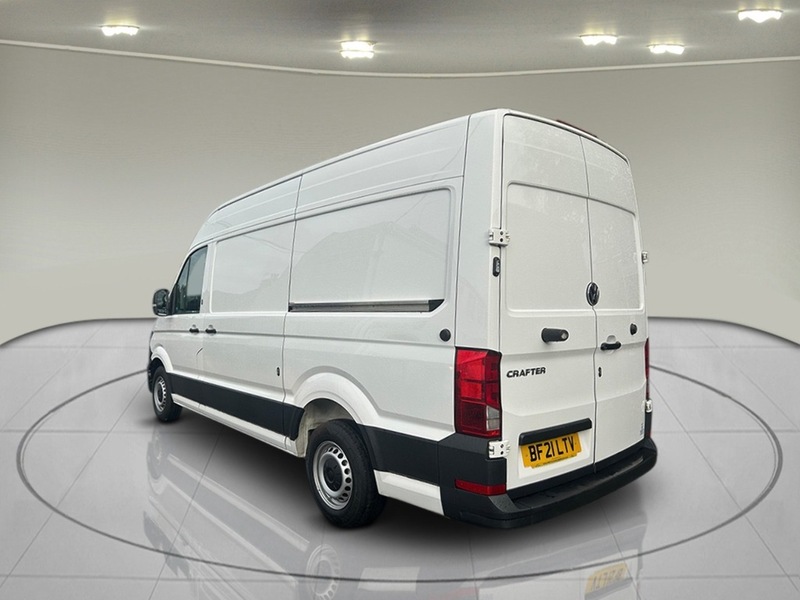 Volkswagen 2.0 TDI CR35 Trendline Panel Van 5dr Diesel Automatic FWD MWB Euro 6 (s/s) (140 ps)