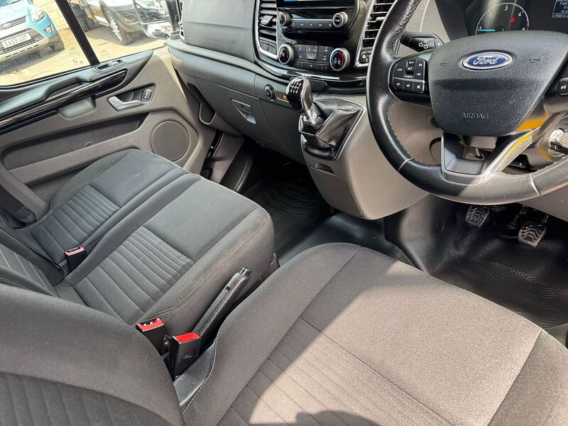 Ford Transit Custom 280 EcoBlue Limited - U5917