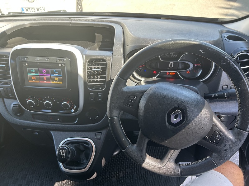 Renault 2.0 dCi ENERGY 28 Sport Panel Van 5dr Diesel Manual SWB Standard Roof Euro 6 (s/s) (120 ps)