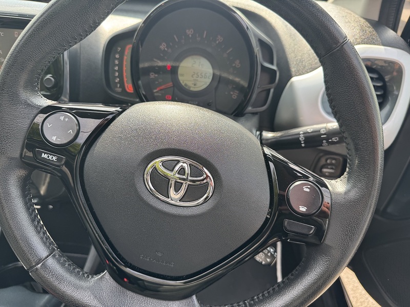 Toyota AYGO VVT-i x-clusiv 2 - U5938