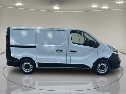 Vauxhall Vivaro CDTi 2900 - U5958