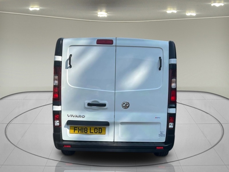 Vauxhall Vivaro CDTi 2900 - U5958