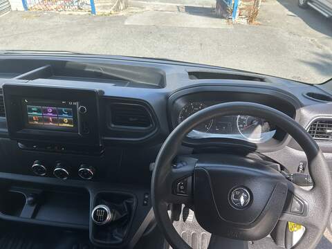 Vauxhall Movano CDTi 3500 BiTurbo Edition - U5961